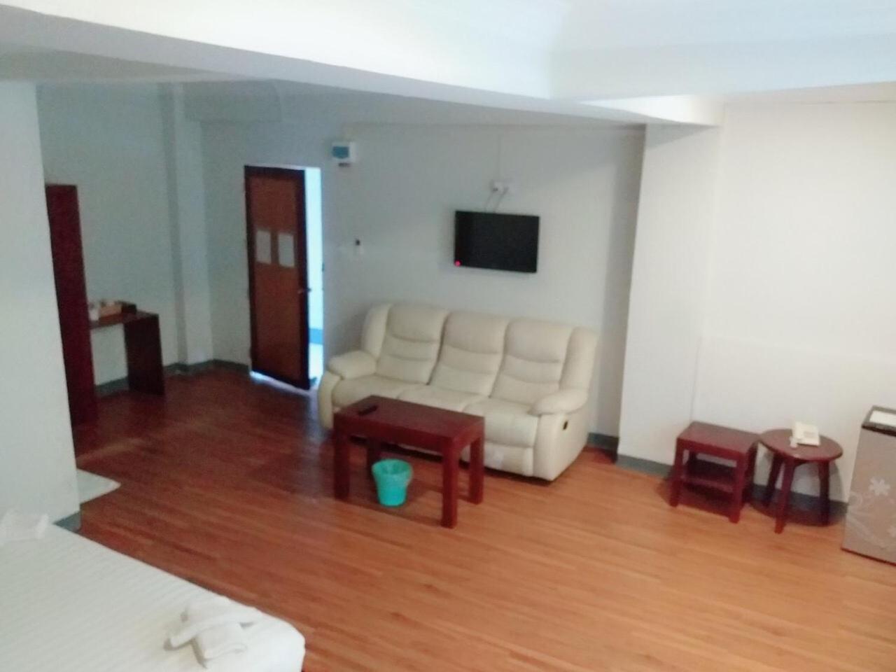 Lanmadaw Plaza Hotel China Town Yangon Exterior foto